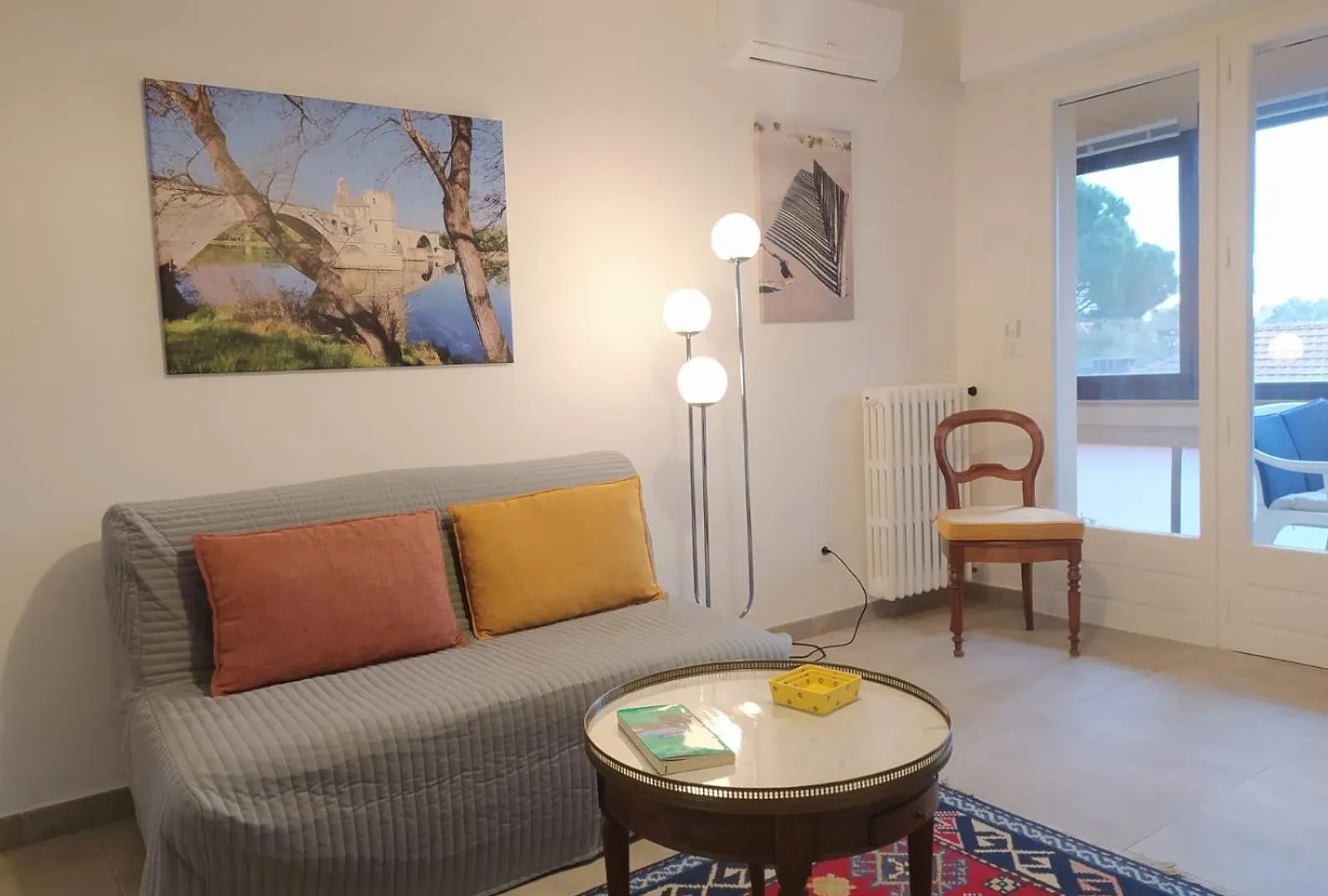 Апартаменты T2 Avec Grand Balcon Filant, Wifi, Clim A 4 Min Remparts Авиньон